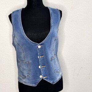 Sleeveless Jean Jacket